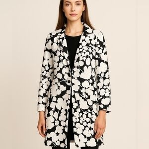 Hugo Boss Women's Floral Print Black And White Long Button Down Blazer Size 4